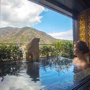 4* Ryokan Balinese Onsen Airu
